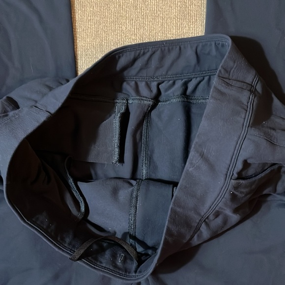 Men’s Lululemon Trainer Pants - Picture 8 of 11